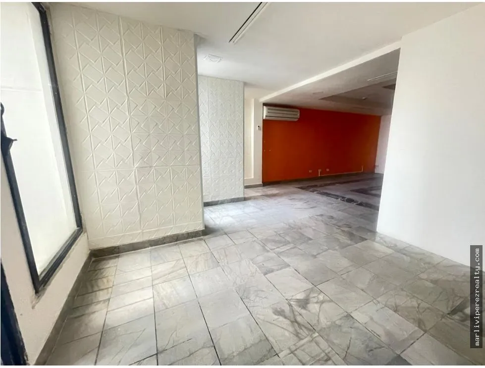 Office Rental on Avenida Balboa