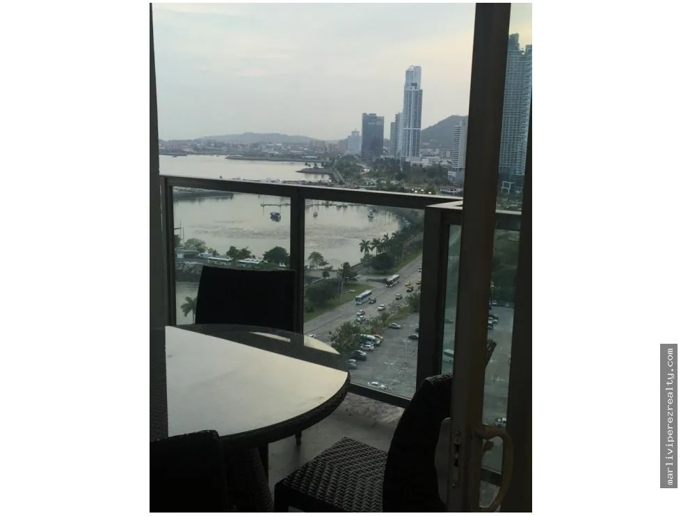 Alquiler de apartamento en Avenida Balboa