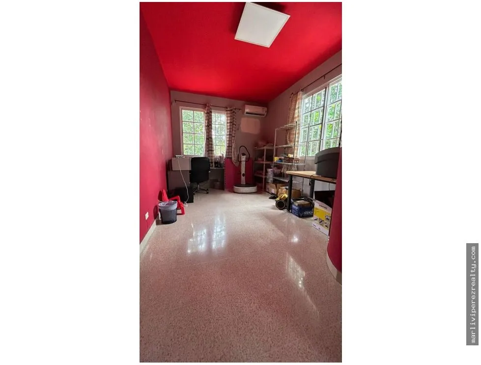Casa en Venta Llanos de Curundu, Ancón