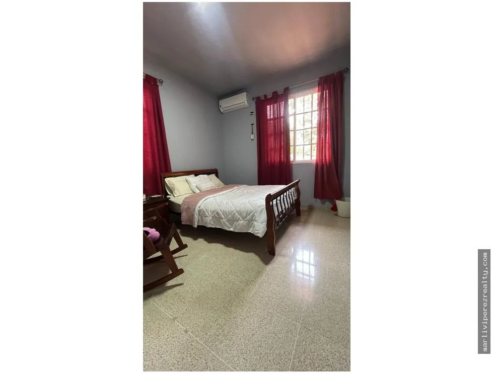 Casa en Venta Llanos de Curundu, Ancón