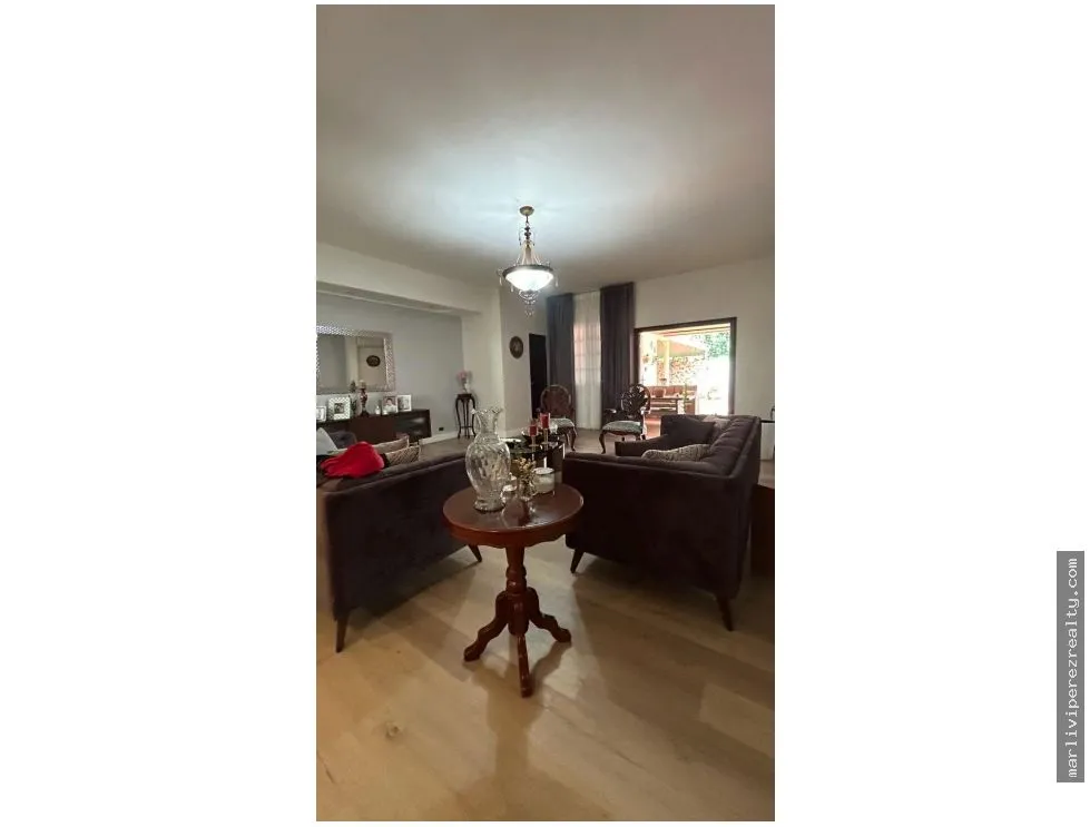 Casa en Venta Llanos de Curundu, Ancón