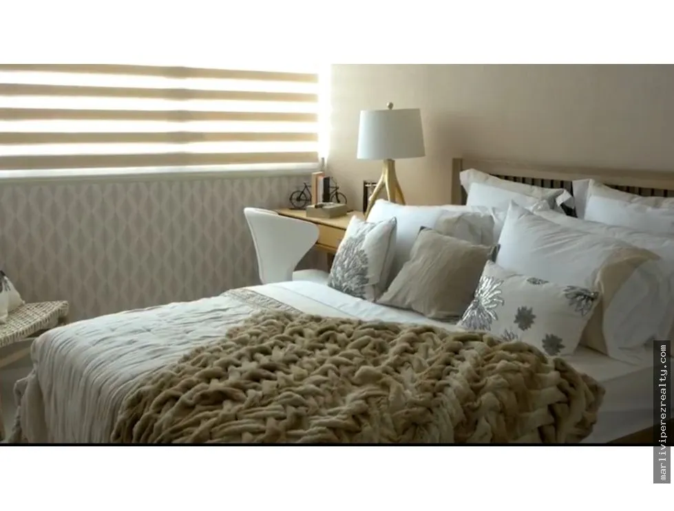 APARTMENT FOR SALE, EDISON PLAZA