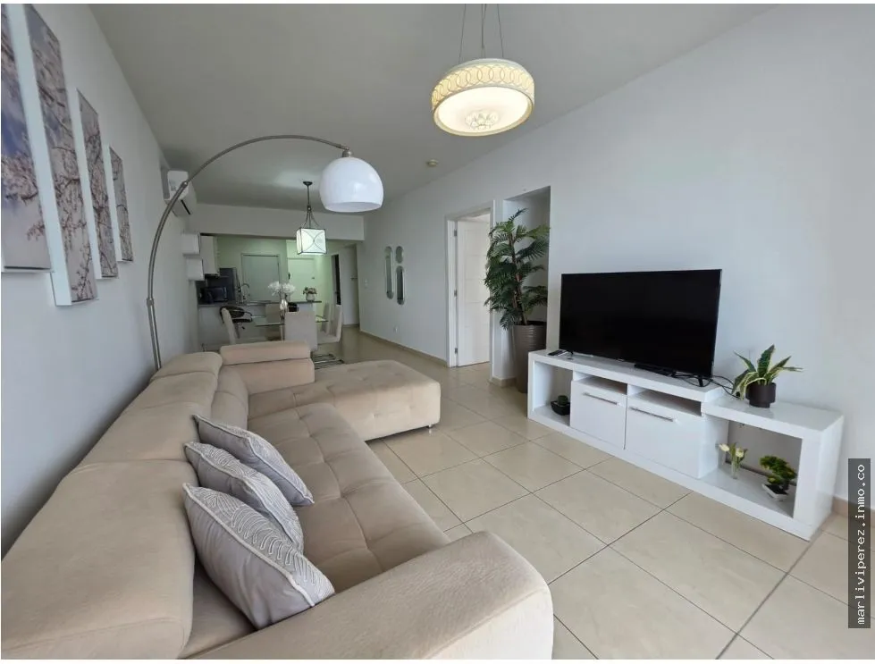 Apartment Rental on Avenida Balboa
