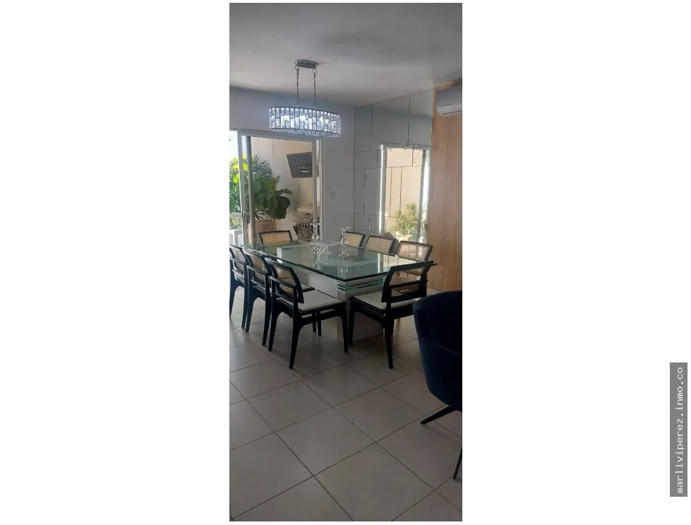 Venta de Casa en PH Aventura, Brisas del Golf, Sector Paseo del Norte