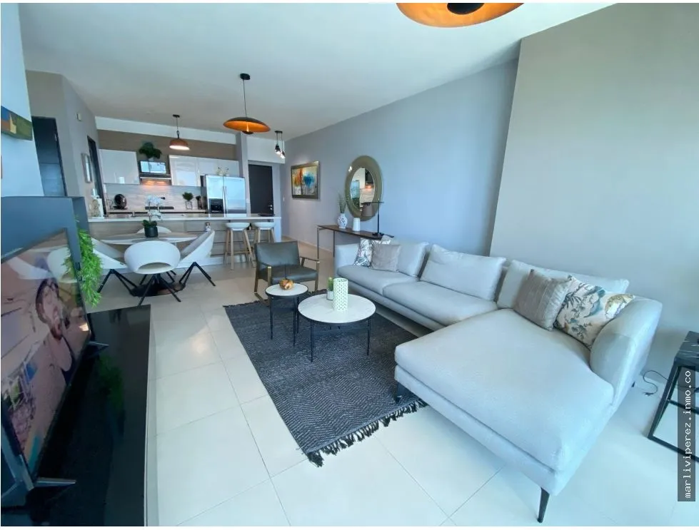 Alquiler de Apartamento en Avenida Balboa Amoblado