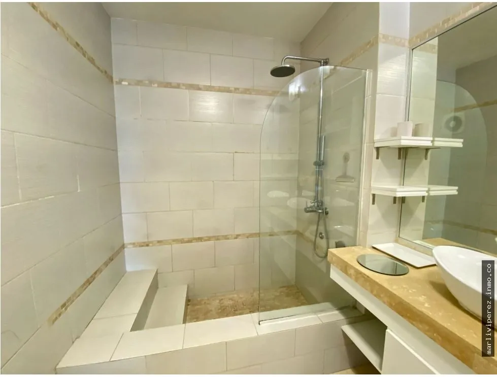 Alquiler de Apartamento en Avenida Balboa Amoblado