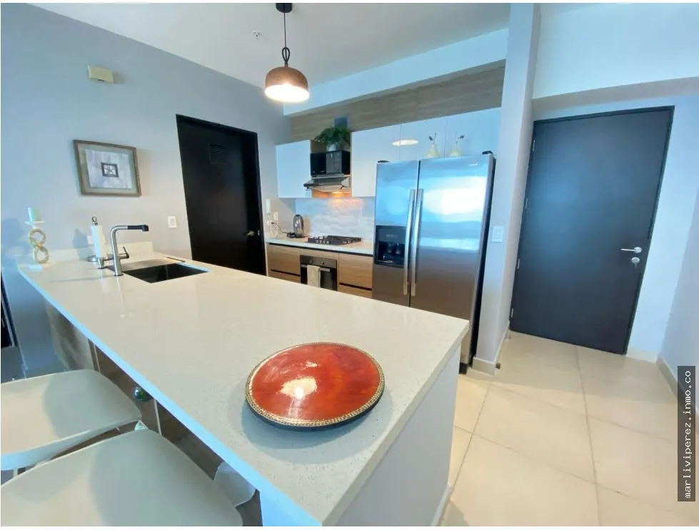 Alquiler de Apartamento en Avenida Balboa Amoblado