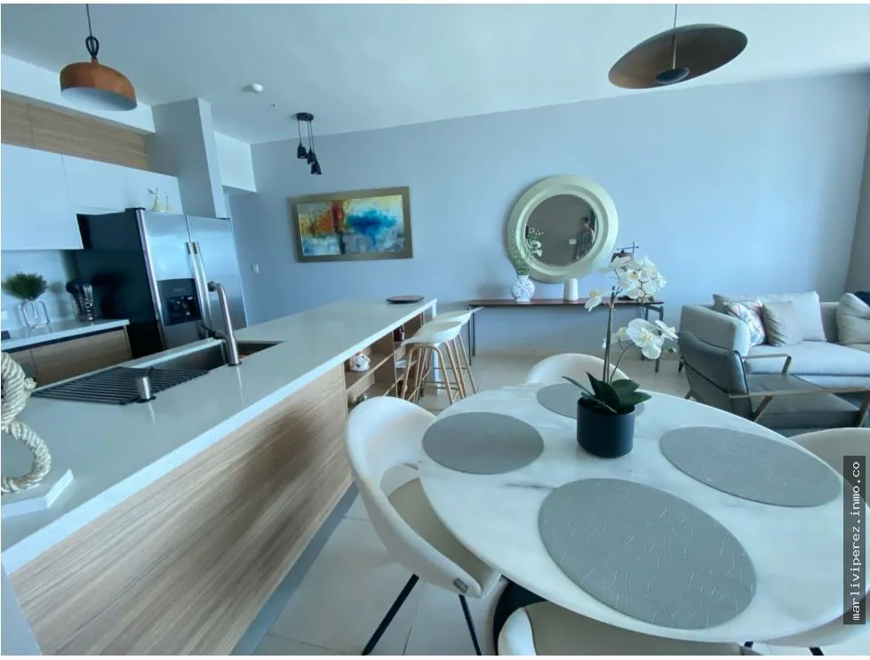 Alquiler de Apartamento en Avenida Balboa Amoblado