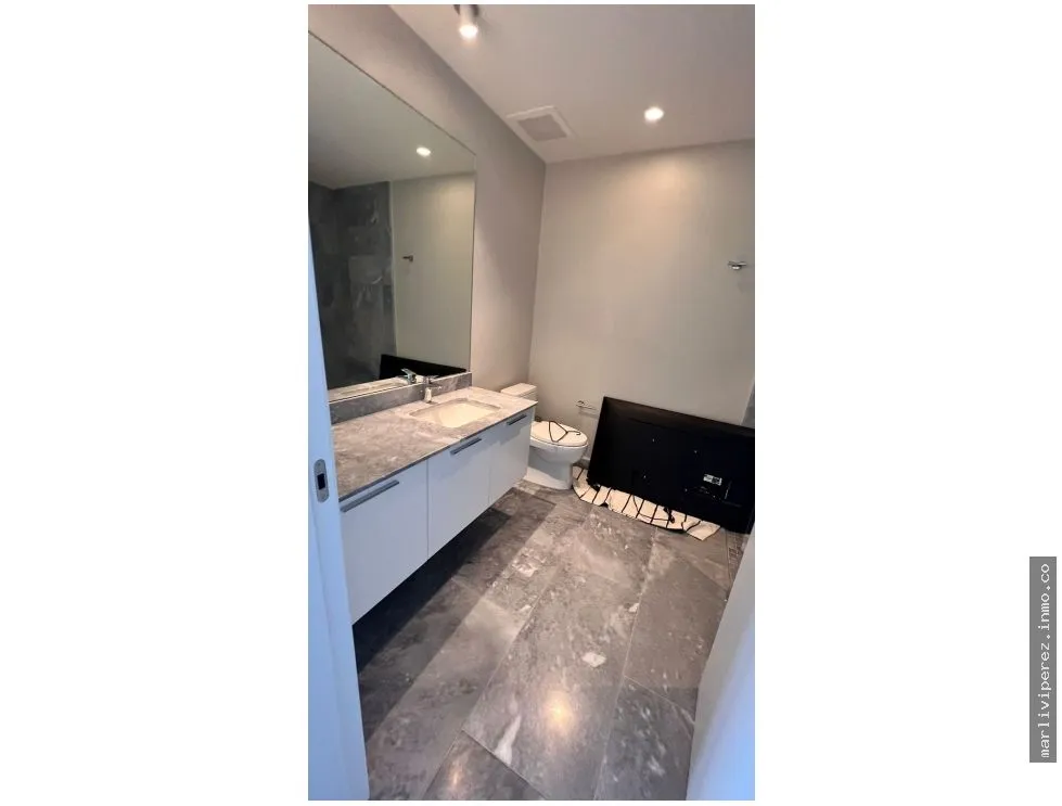 VENTA DE APARTAMENTO VISTA AL MAR EN COSTA DEL ESTE PRIMERA LÍNEA.
