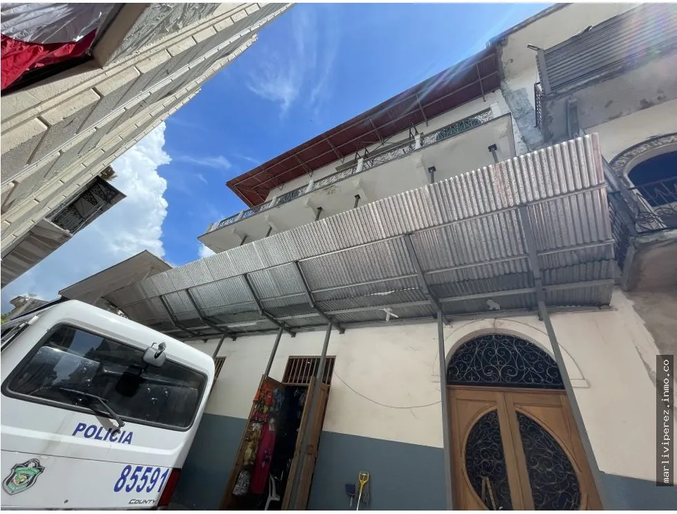 VENTA DE EDIFICIO EN CASCO ANTIGUO