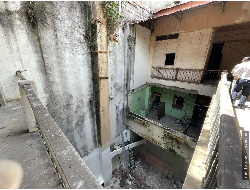 VENTA DE EDIFICIO EN CASCO ANTIGUO