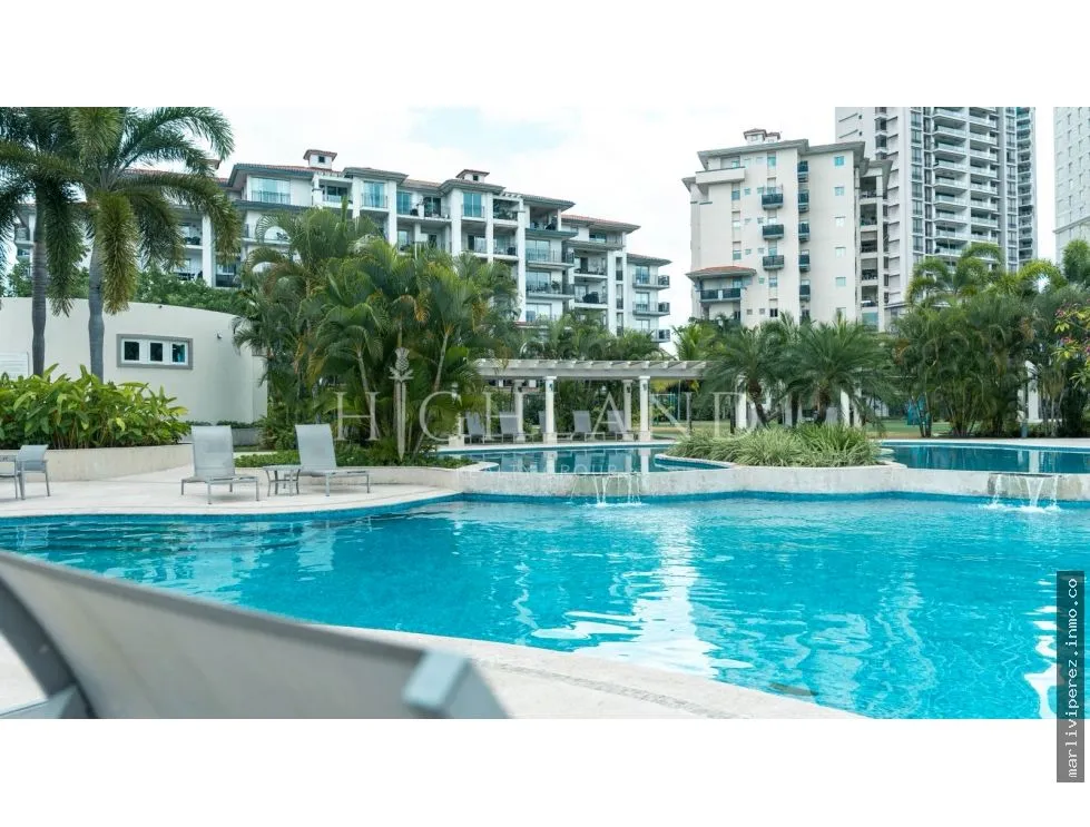 Apartment for Sale Located in Santa María