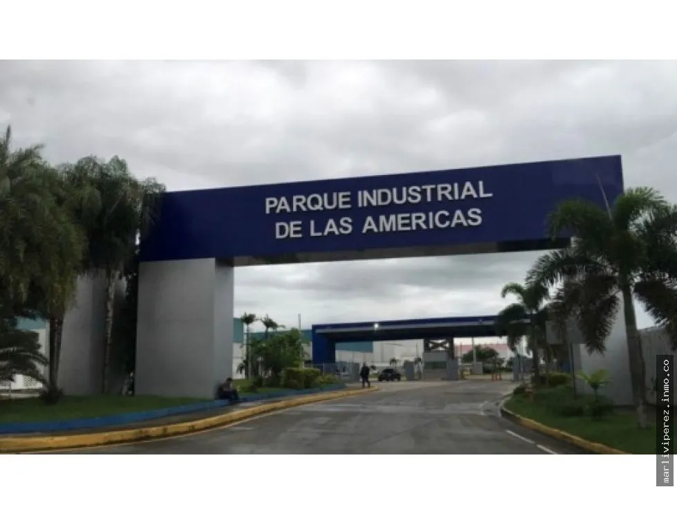 Se vende terreno en Parque Industrial De Las Américas