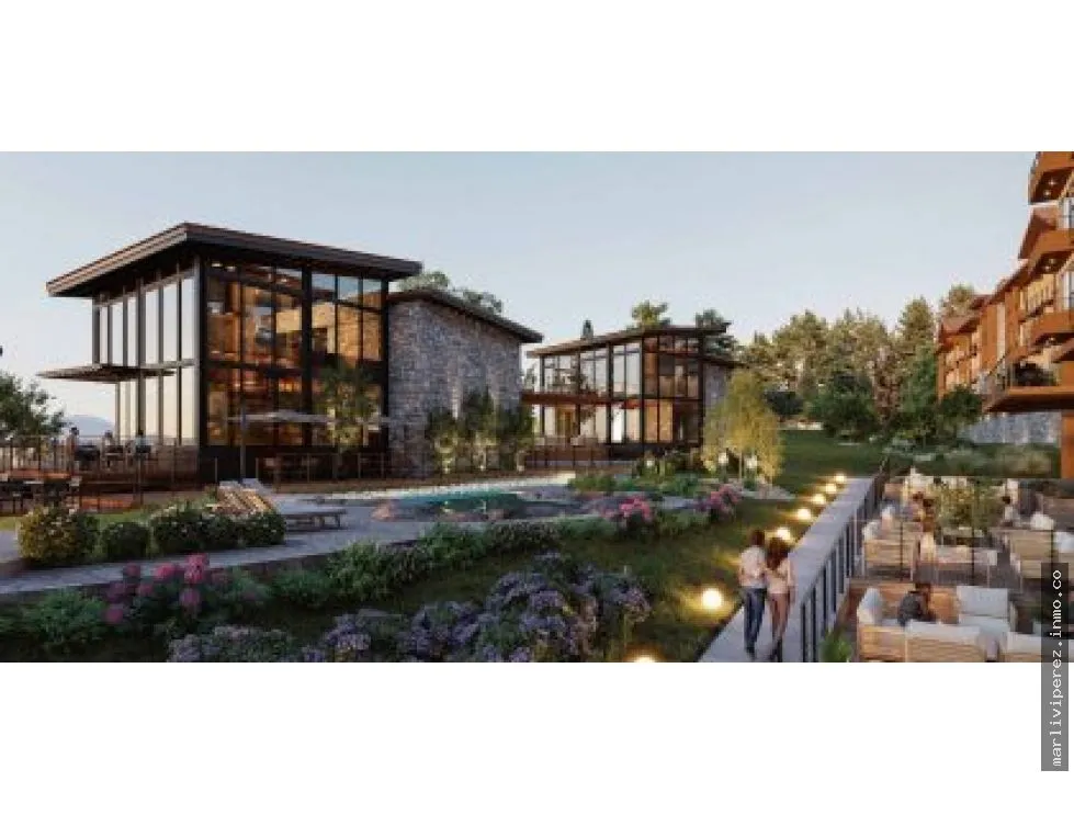 HOME FOR SALE LUXURY IN BOQUETE