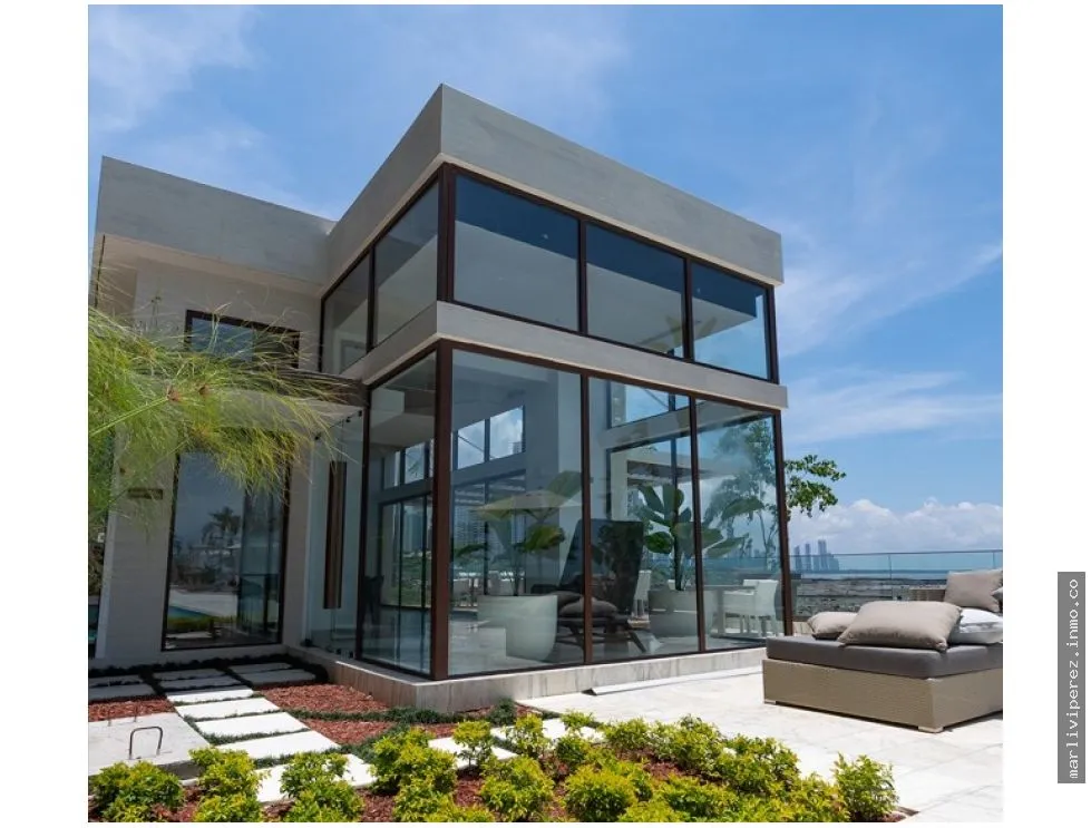 Venta de Apartamentos en Punta Pacifica