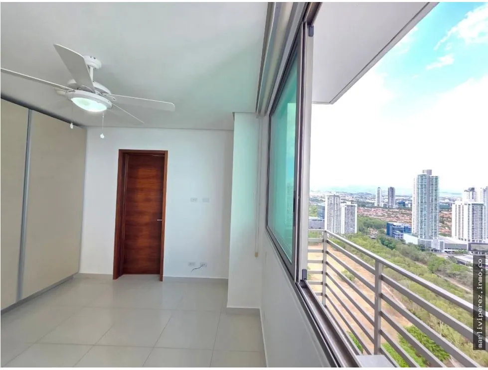 APARTMENT FOR SALE IN PH MIRADOR, HIGH FLOOR