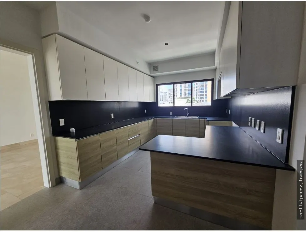 VENTA DE EXCLUSIVO APARTAMENTO EN COCO DEL MAR
