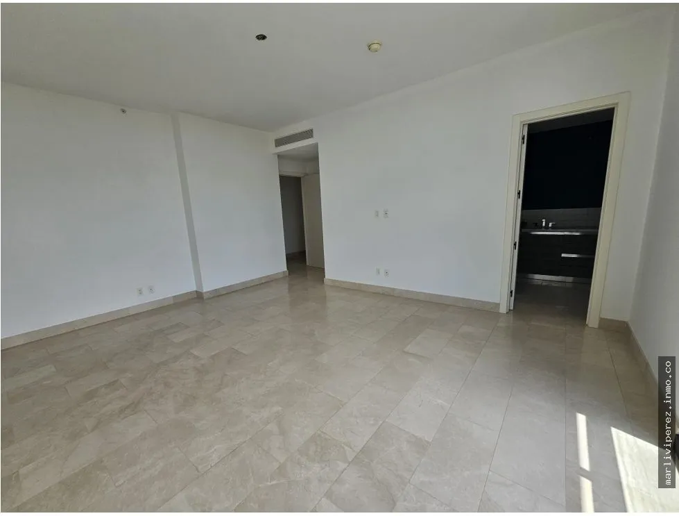 VENTA DE EXCLUSIVO APARTAMENTO EN COCO DEL MAR