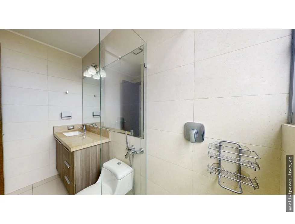LUXURY APARTMENT FOR SALE IN COSTA DEL ESTE PH BALI, GREAT DEAL