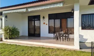 Se vende casa en el Higo de San Carlos
