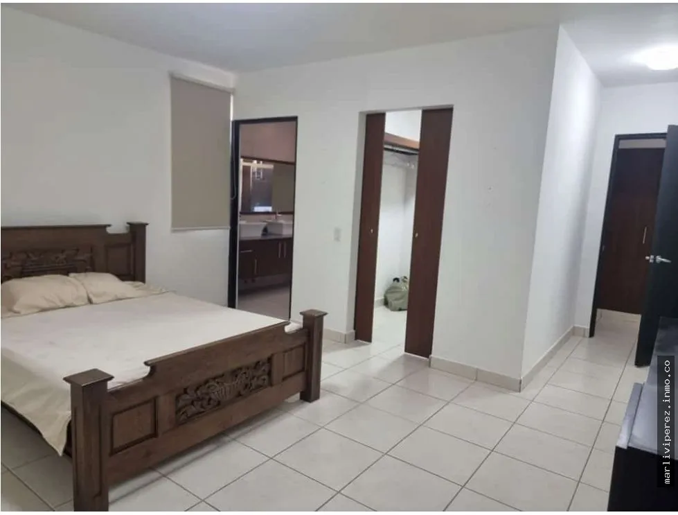 Se vende casa en el Higo de San Carlos