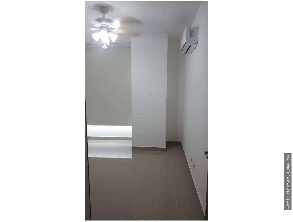 Se alquila apartamento PH Venezia en el Carmen