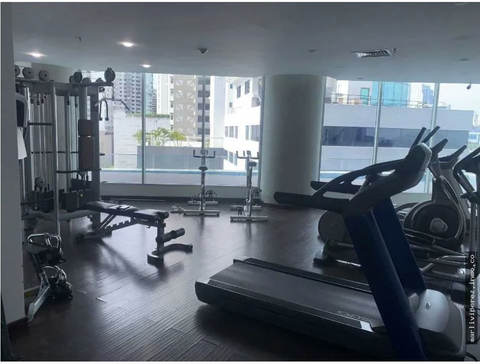 Se alquila apartamento PH Yacht Club Av. Balboa