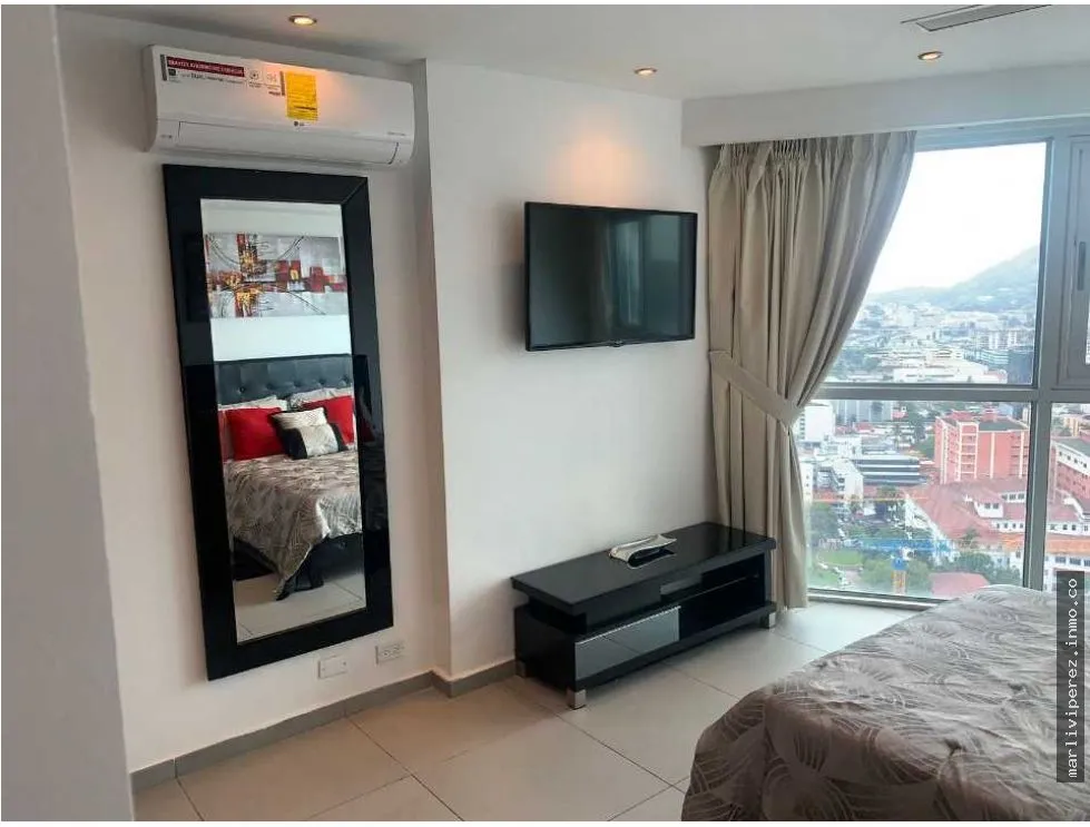 Se alquila apartamento PH Yacht Club Av. Balboa