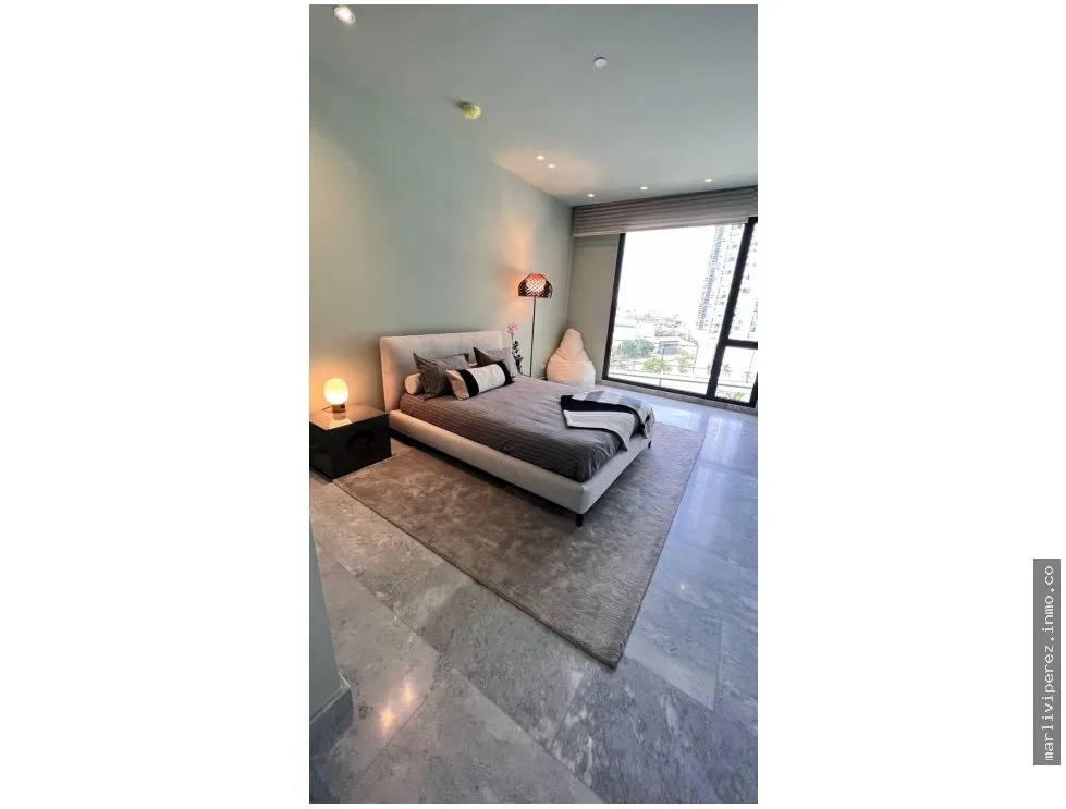 VENTA DE APARTAMENTO VISTA AL MAR EN COSTA DEL ESTE PRIMERA LÍNEA.