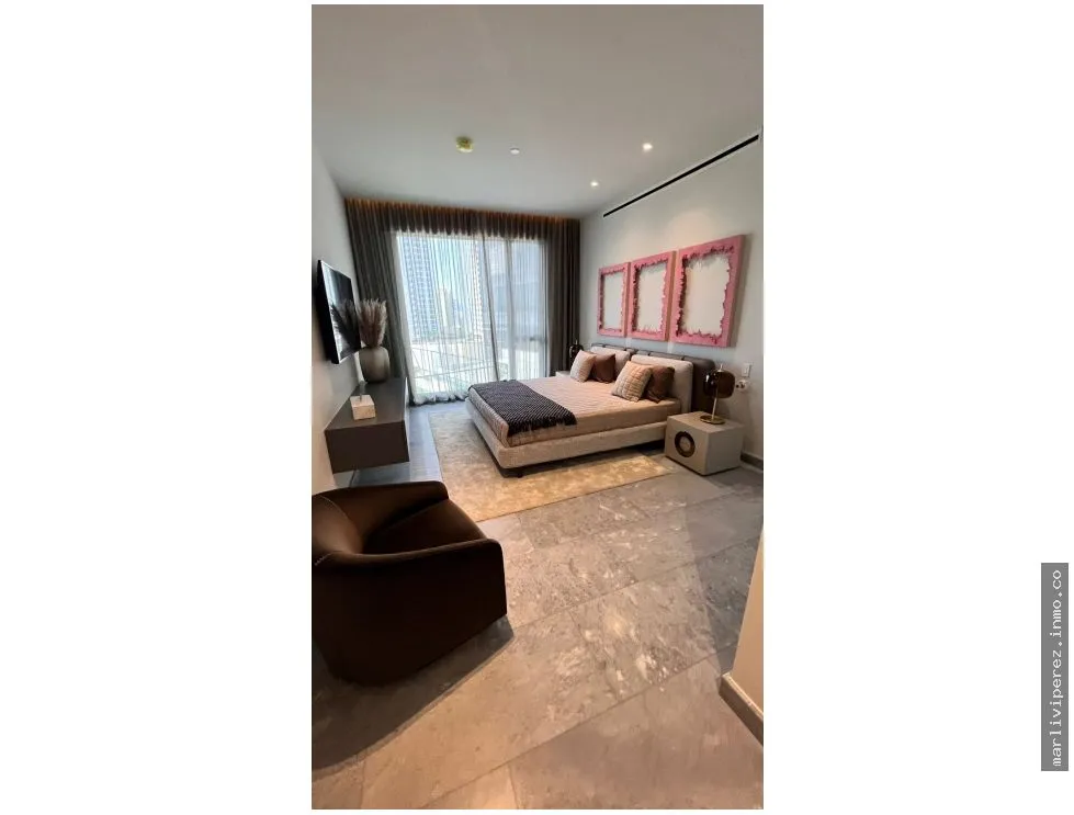 Sale of Beachfront Apartment in Costa del Este - First Line