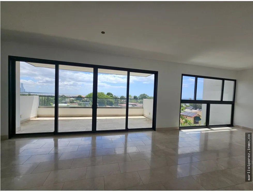 SALE OF EXCLUSIVE APARTMENT IN COCO DEL MAR