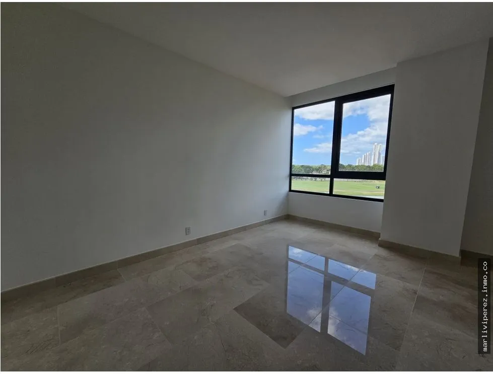 LUXURY APARTMENT FOR SALE IN SANTA MARIA