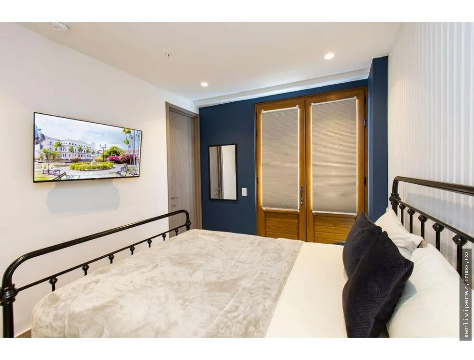 SALE OF FURNISHED APARTMENT IN CASCO VIEJO