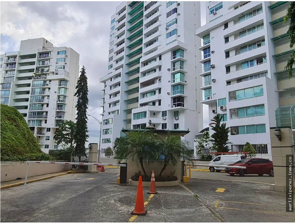 Venta de Apartamento PH Belview Tower, Bethania