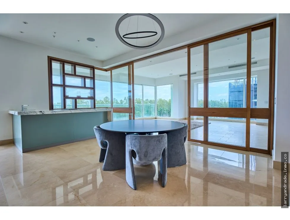 Apartment for sale in Costa del Este