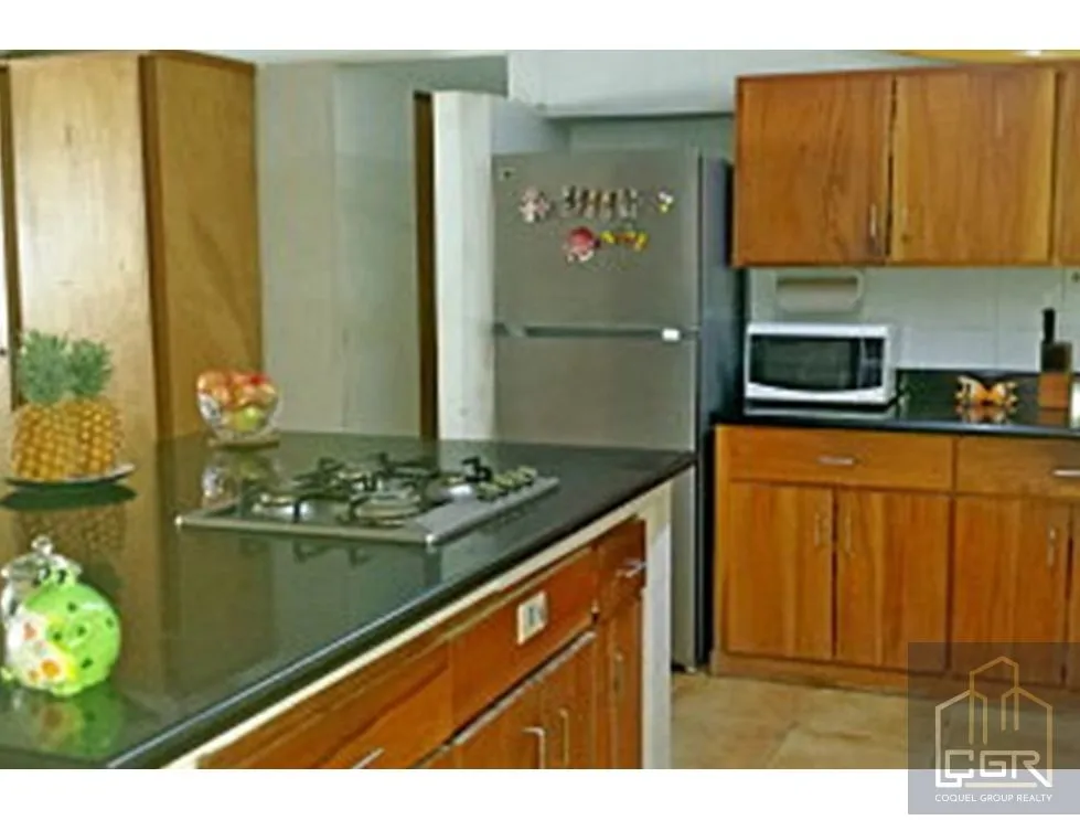 Single Family House for sale in San Carlos