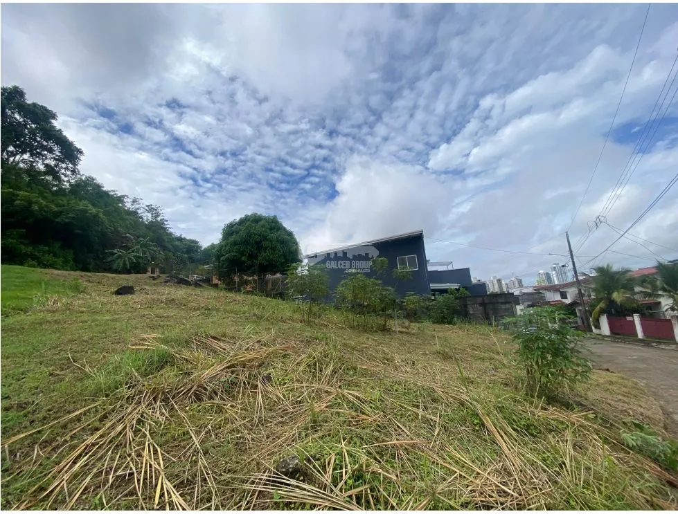 Building Lot for sale in Altos de Santa Maria