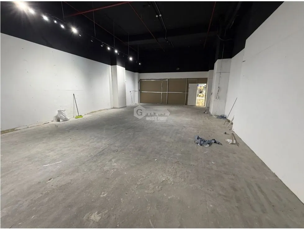 WESTLAND MALL / 160M / GROUND FLOOR COMMERCIAL / NEAR ENTRANCE 1