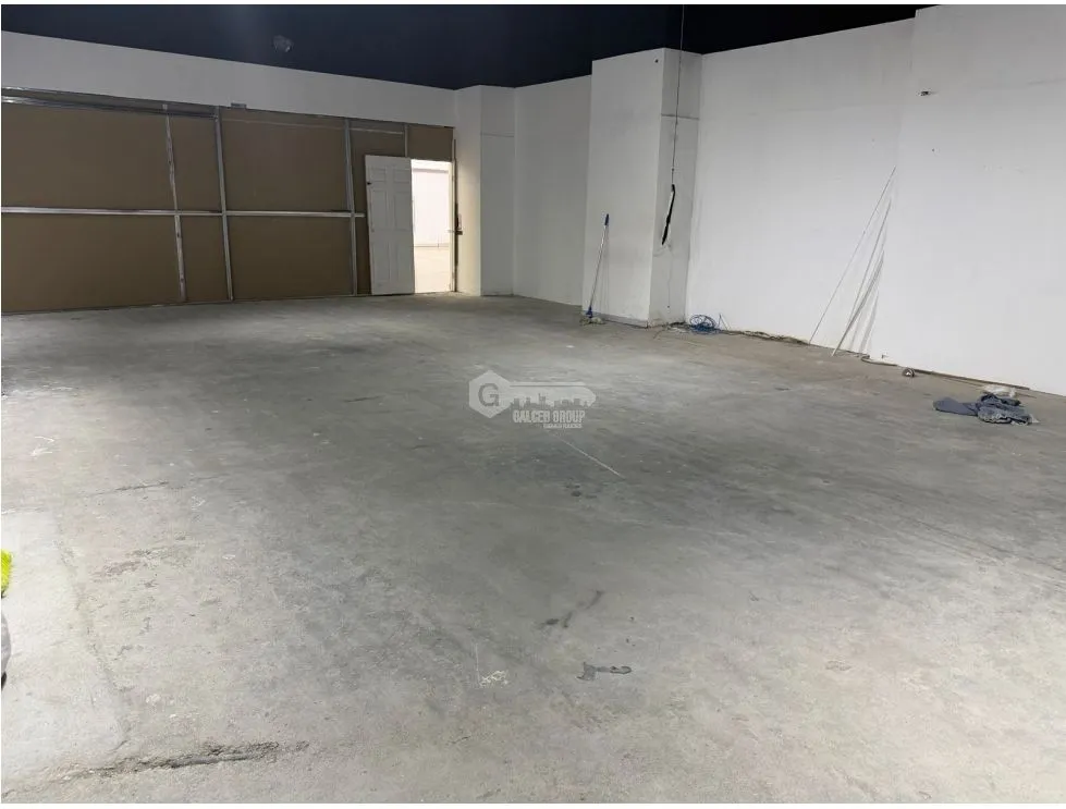 WESTLAND MALL / 160M / GROUND FLOOR COMMERCIAL / NEAR ENTRANCE 1