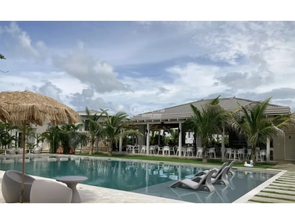 SE VENDE CASA 112 M2  EN CHAME THE TIDES PLAYA CARACOL  DOS NIVELES