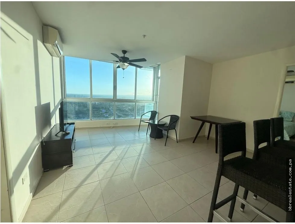 Apartment for Sale in Coronado Bay, Playa Coronado