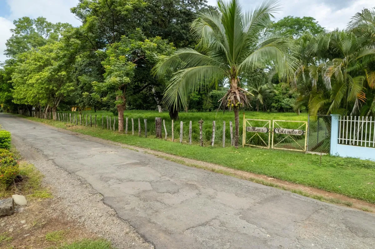 5 Flat Acres For Sale in Las Lajas Chiriqui