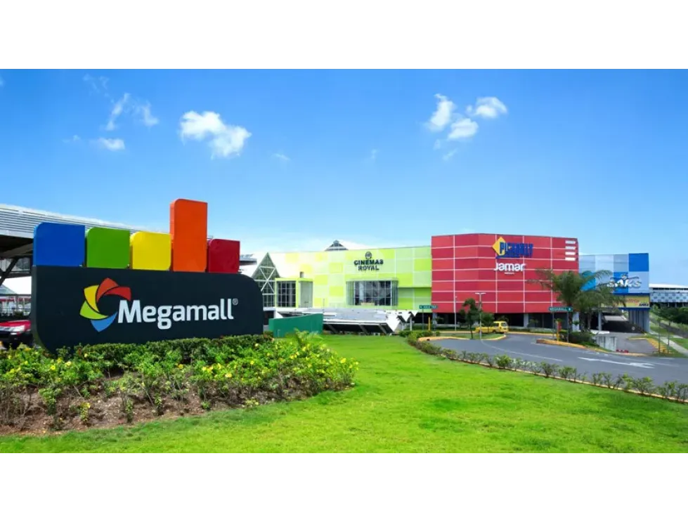 Commercial Space for Rent New Tocumen Megamall 559M Ground Floor Investment