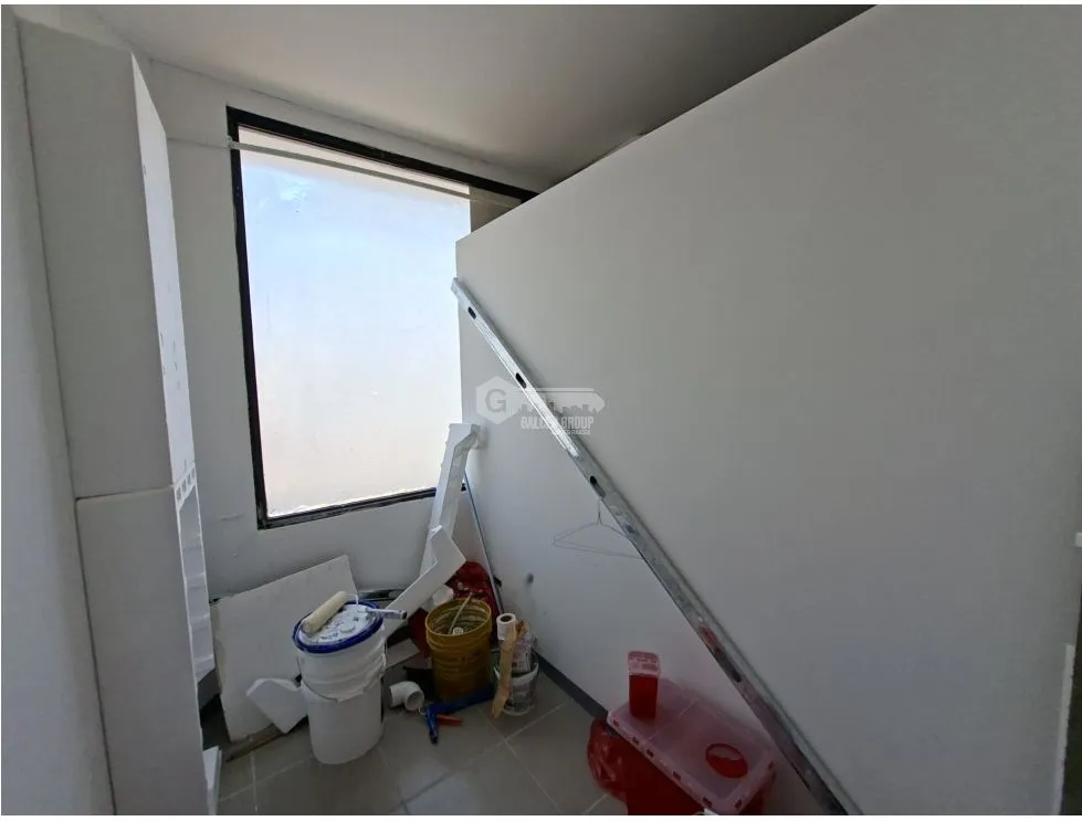 SE ALQUILA LOCAL COMERCIAL LOS ANDES 207M DIVISIONES PLANTA ALTA
