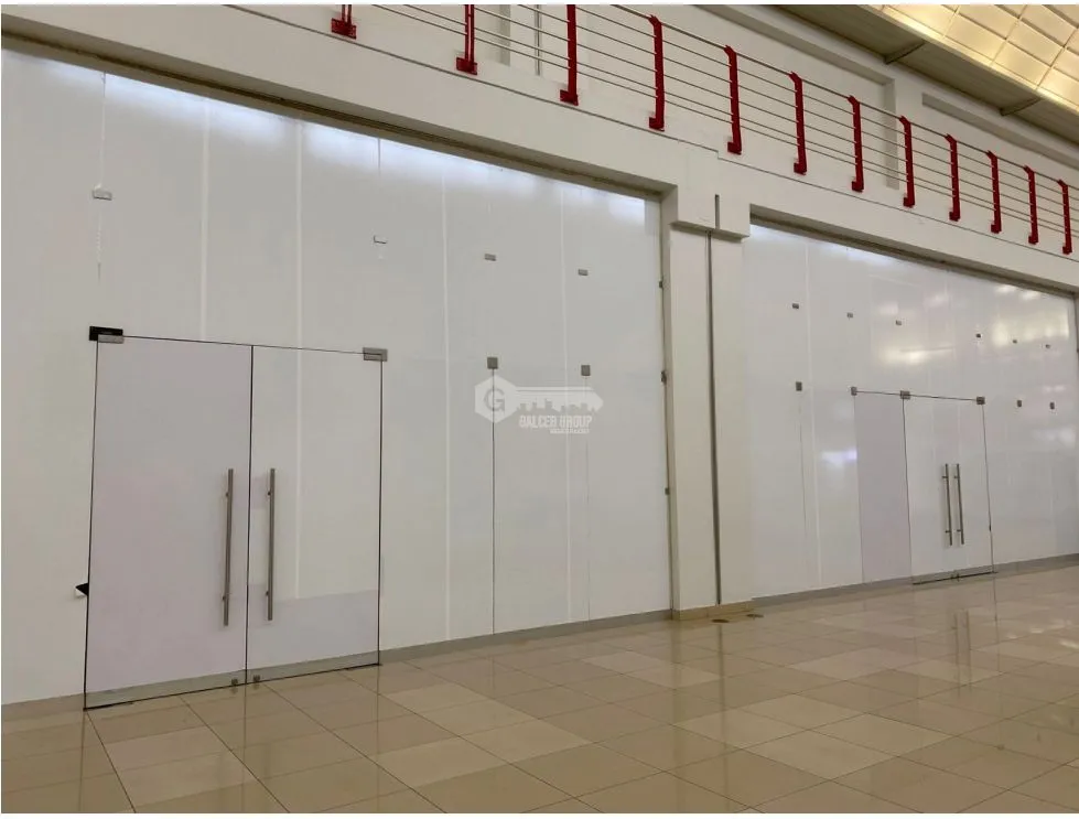 LOCAL / ARRAIJAN / WESTLAND MALL / 100M / COMERCIAL / PLANTA BAJA