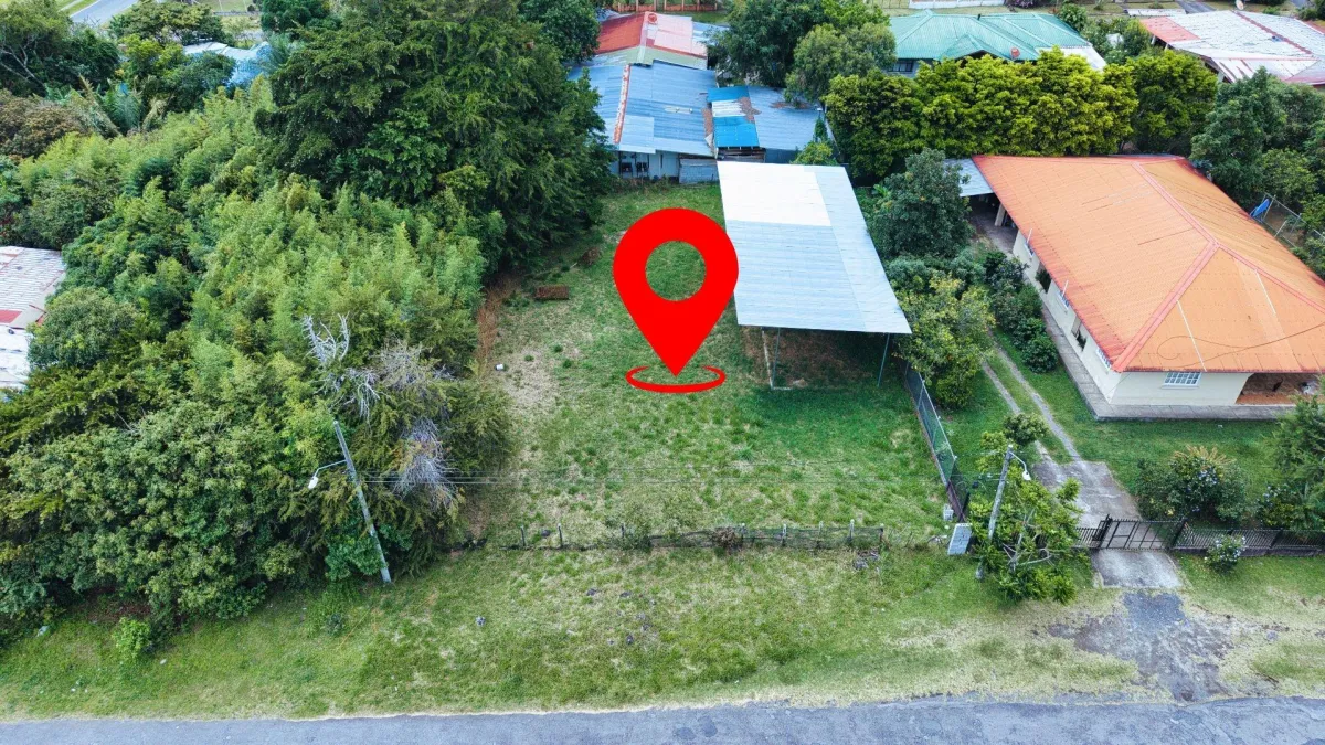 Terreno Estratégico en el Centro de Volcán