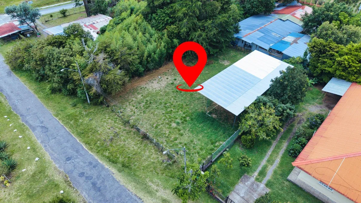 Terreno Estratégico en el Centro de Volcán