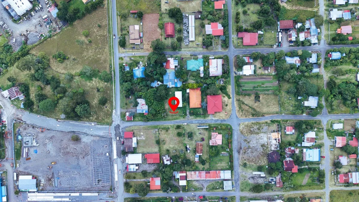 Terreno Estratégico en el Centro de Volcán