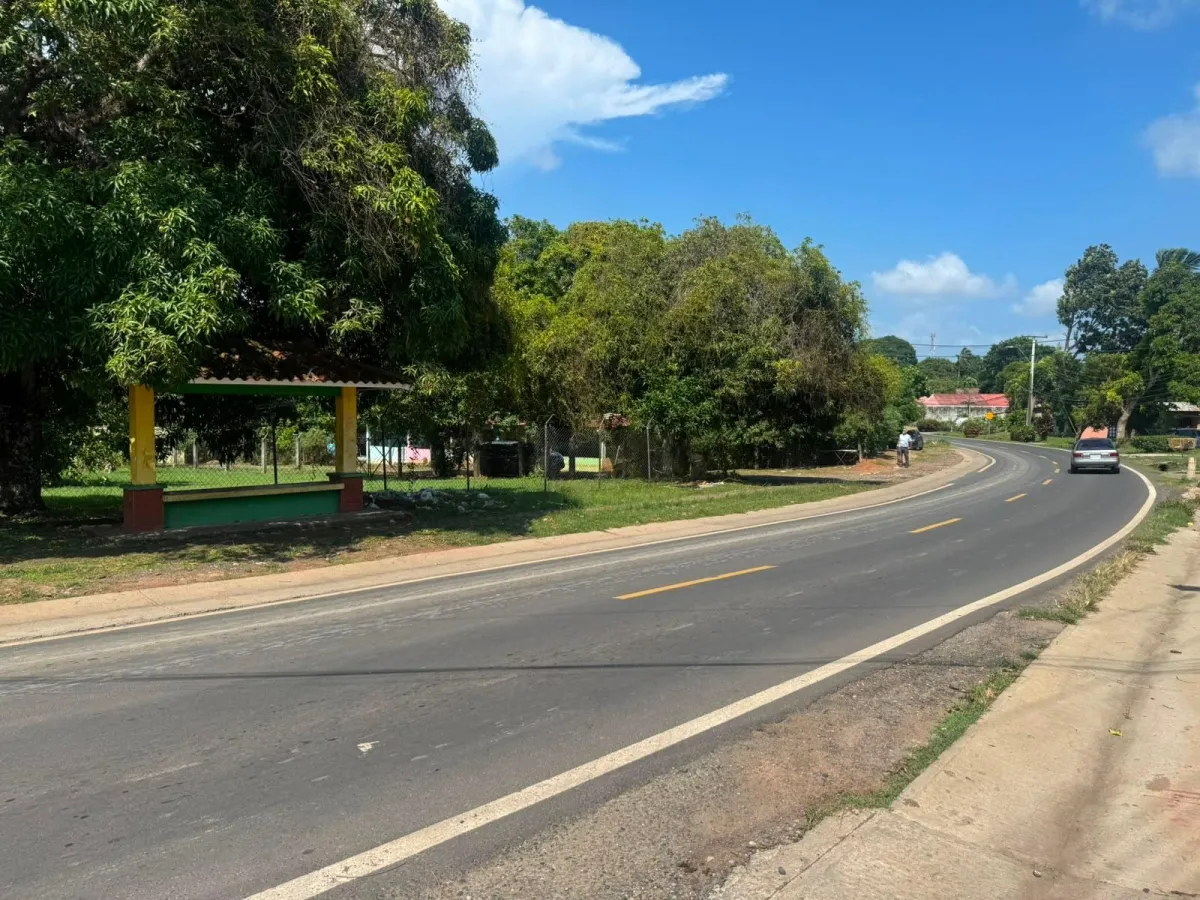VENDO TERRENO COMERCIAL VIA PRINCIPAL LA MITRA LA CHORRERA