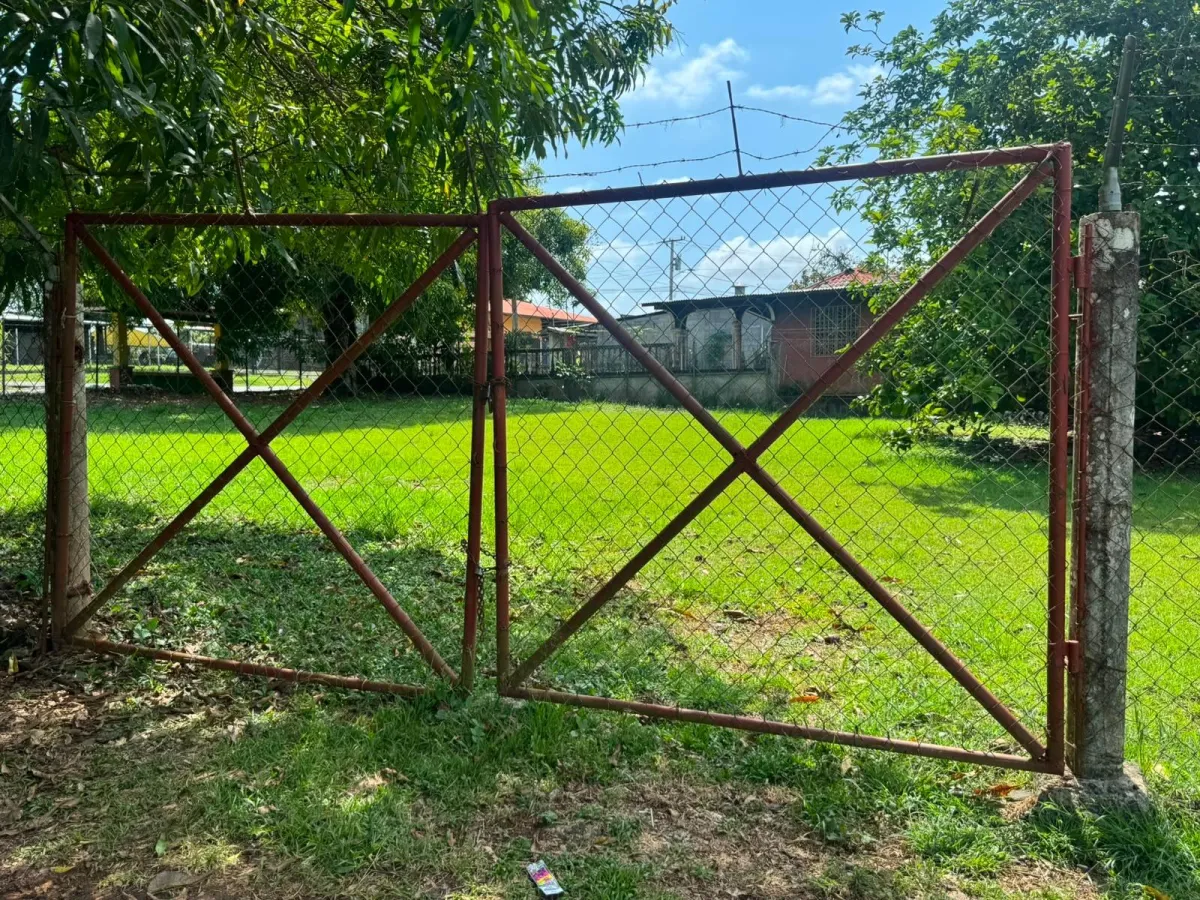 VENDO TERRENO COMERCIAL VIA PRINCIPAL LA MITRA LA CHORRERA